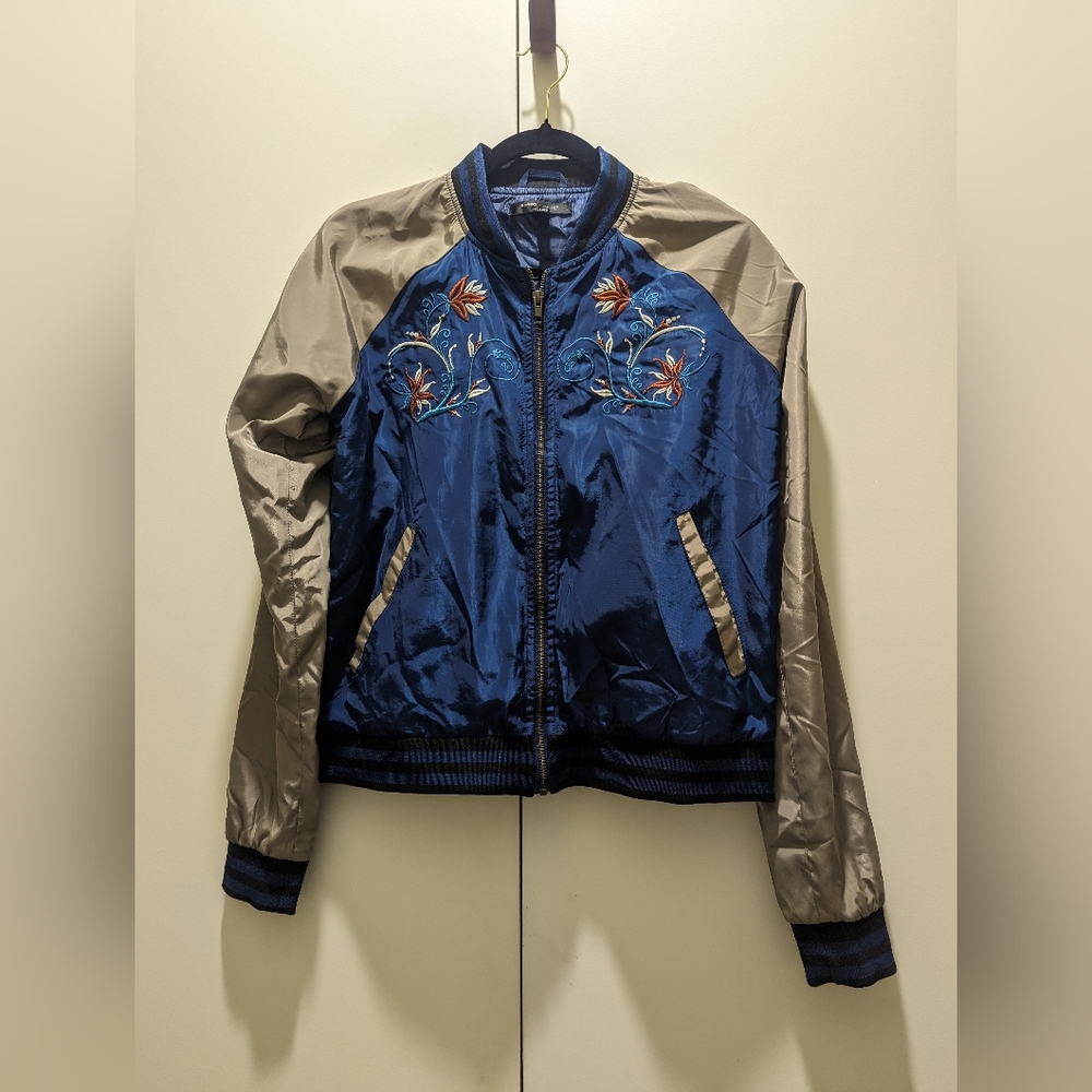 Romeo + Juliet Couture windbreaker